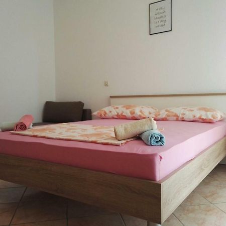 Studio Apartmani Ravlic Макарска Экстерьер фото