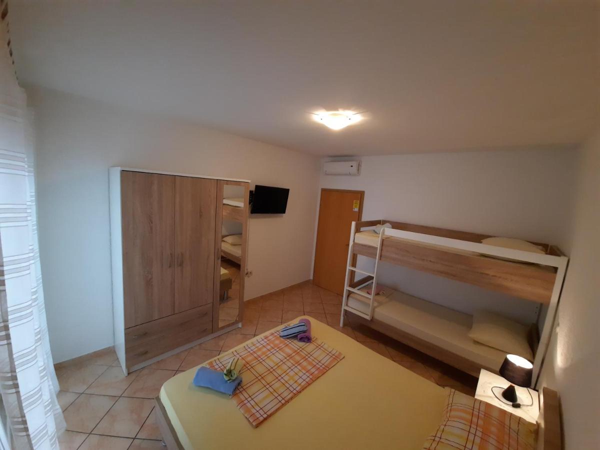 Studio Apartmani Ravlic Макарска Экстерьер фото
