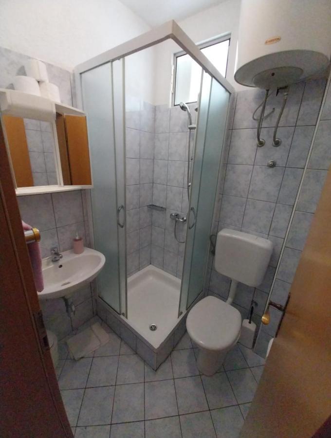 Studio Apartmani Ravlic Макарска Экстерьер фото
