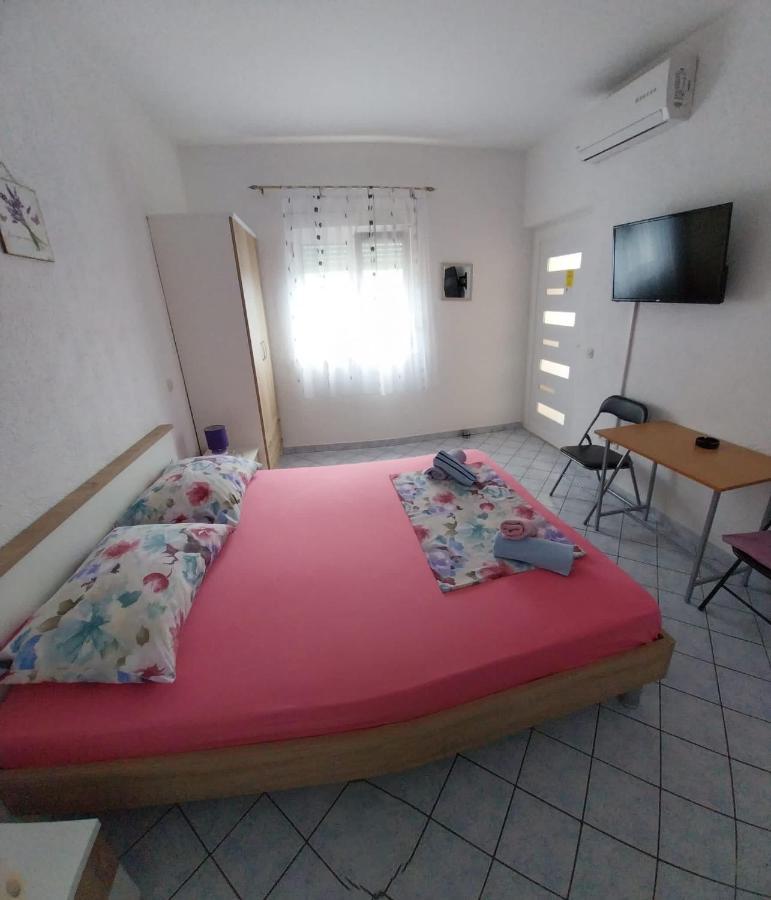 Studio Apartmani Ravlic Макарска Экстерьер фото
