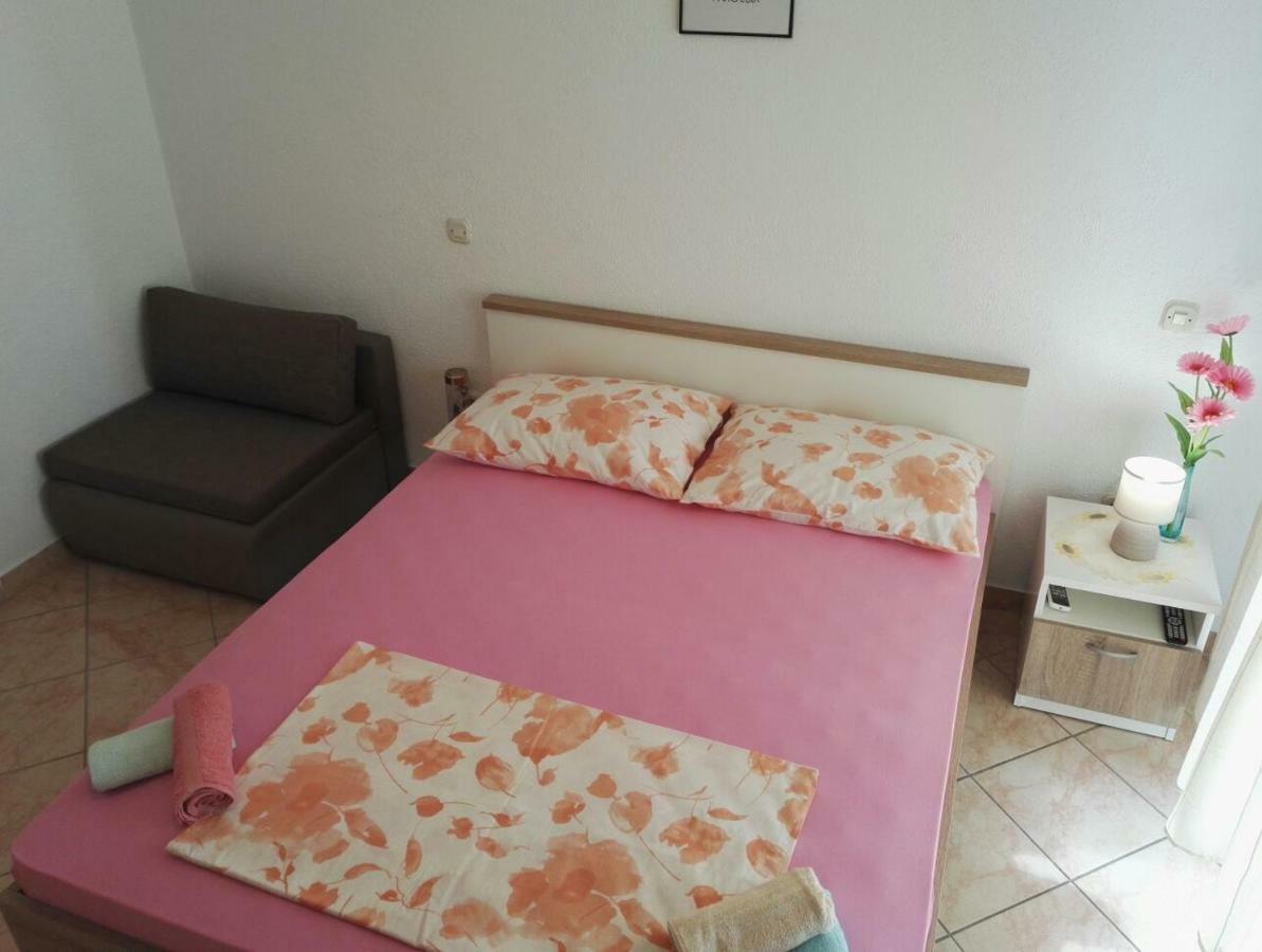 Studio Apartmani Ravlic Макарска Экстерьер фото